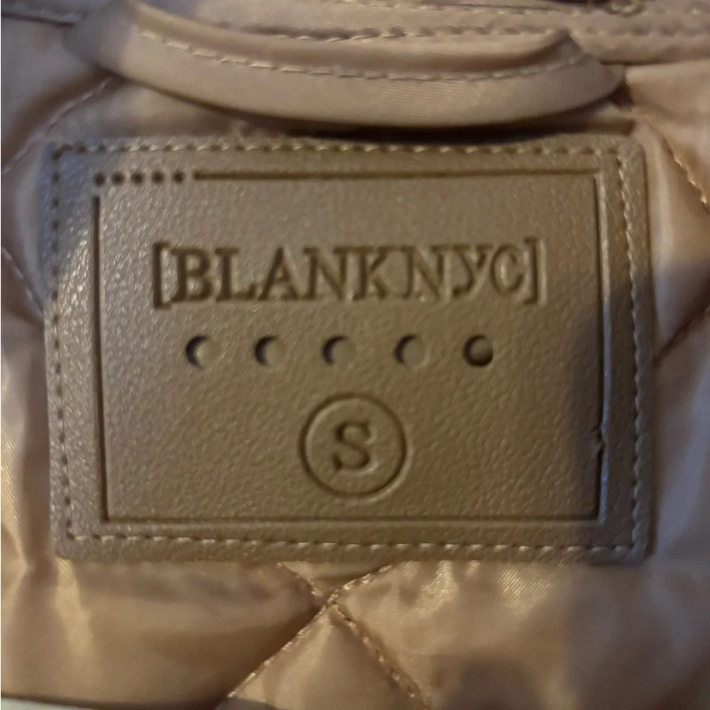 BlankNYC Quilted Jacket Small Chai Tea, Drawstring waist - Picture 9 of 9